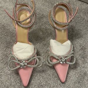 Mach&Mach Crystal embellished pump